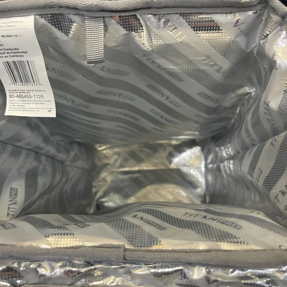 Arctic‎ Zone 10005805 Titan PRO 26-Can Deep Freeze Backpack Cooler w/ Ice Walls
